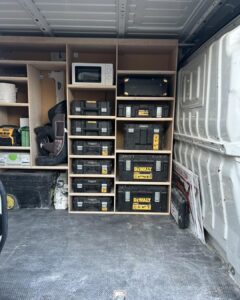 aménagement utilitaire sur mesure rangement camion artisan